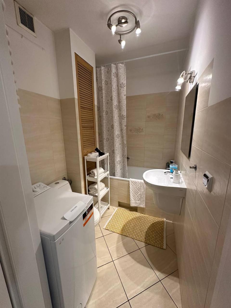 5Centrum Stanislawa Moniuszki10 Wi-Fi 1Gb Sek Warsaw Ngoại thất bức ảnh
