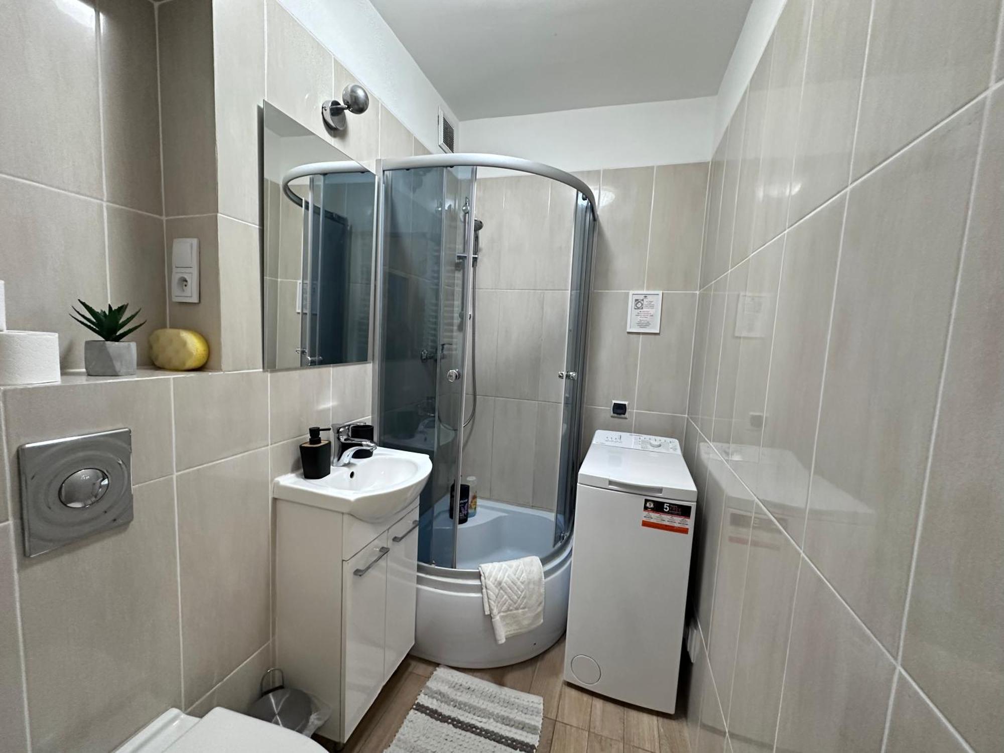 5Centrum Stanislawa Moniuszki10 Wi-Fi 1Gb Sek Warsaw Ngoại thất bức ảnh